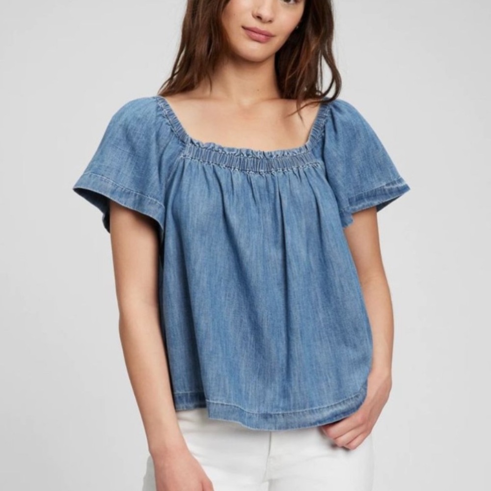 GAP 100% Organic Cotton Denim Flutter Sleeve Top with Washwell (Size S)